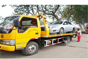 陇川附近24小时汽车拖车服务热线