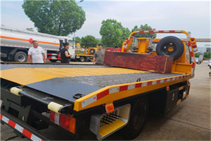 陇川附近拖车电话号码服务