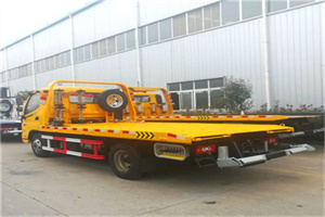 陇川附近拖车救援搭电