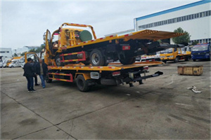 陇川同城汽车补胎