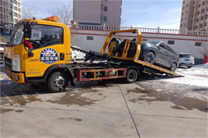 陇川救援拖车费用怎么算